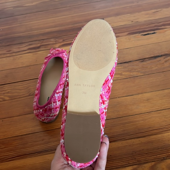 Ann Taylor Adorable Classic Pink Tweed Ballet Flats with a Bow - Size 7 - Picture 12 of 12